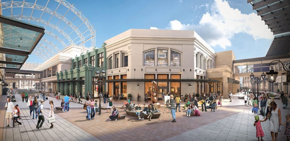 Hilltown Shopping Center opens the door